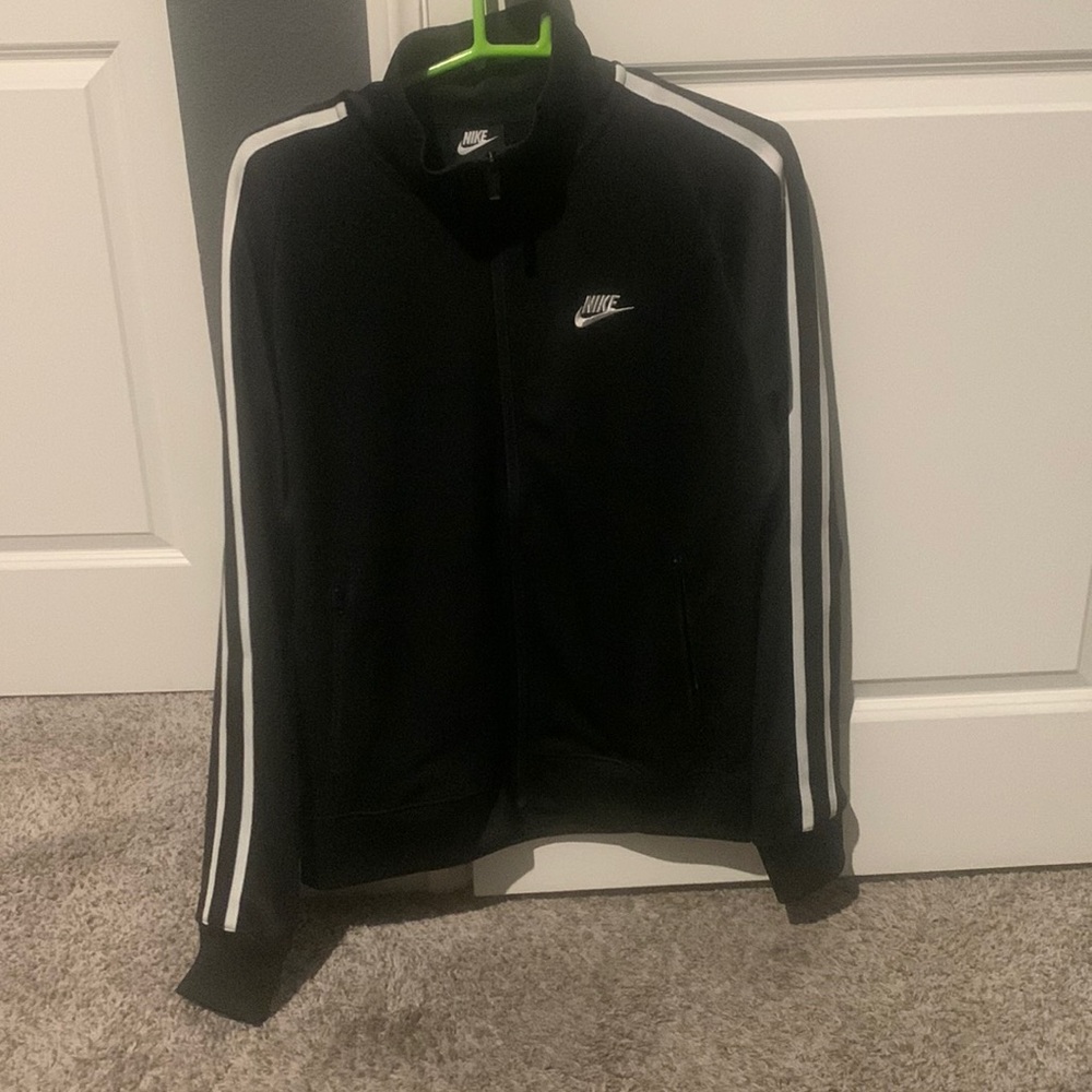 Nike black zip up sweatshirt